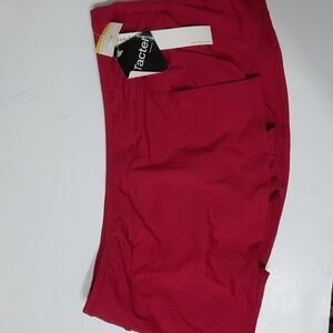 NWT PERRY ELLIS BURGUNDY SWIM SKORT SZ M